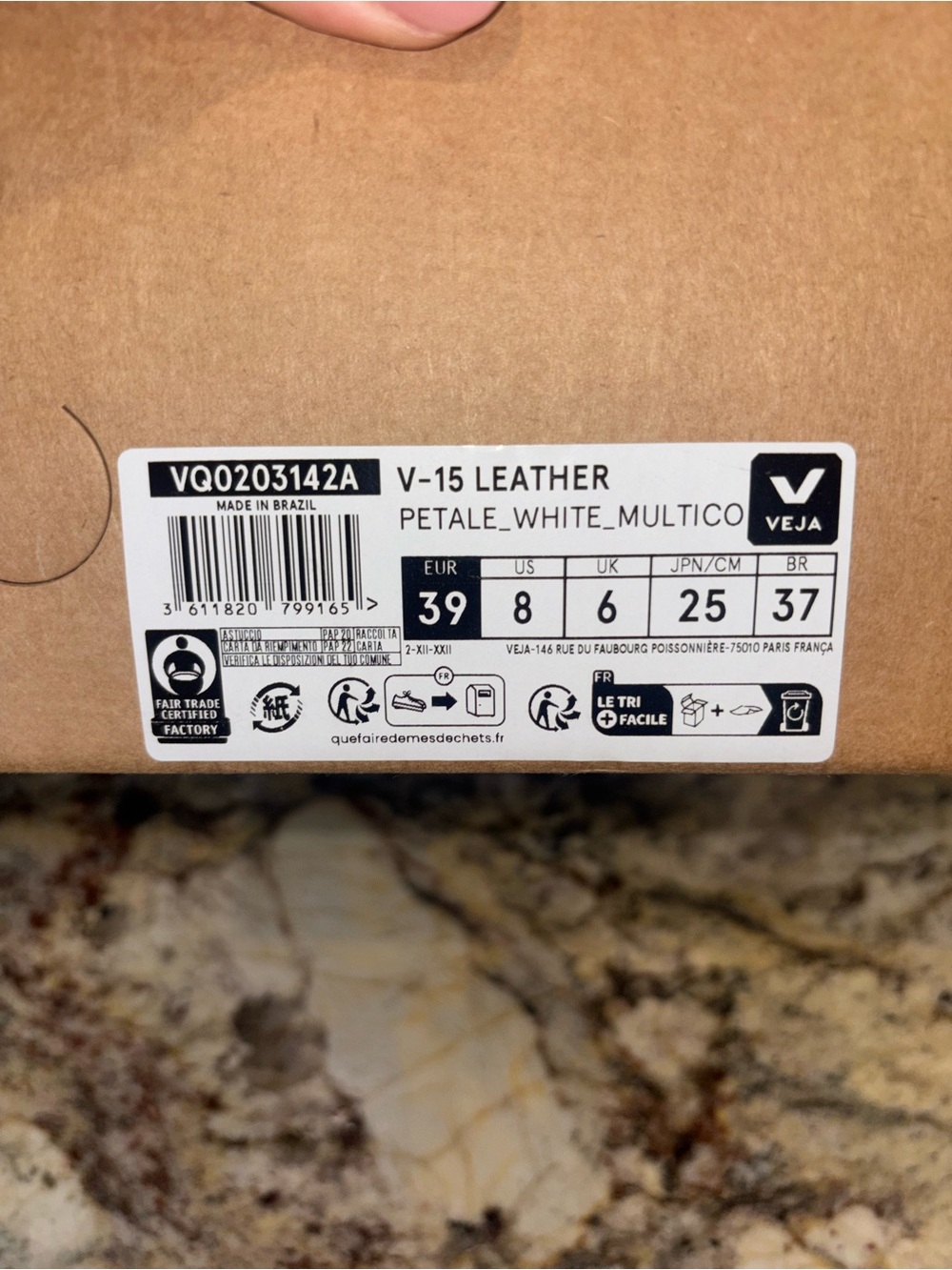Veja V-15 Hightop Sneakers NEW IN BOX - Picture 11 of 11